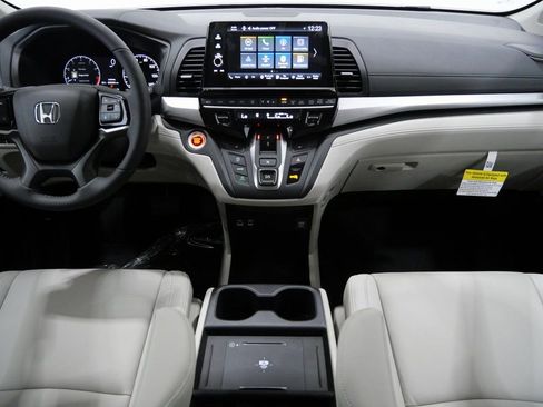 New 2026 Honda Odyssey EX-L image 10