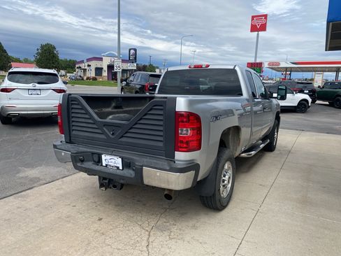 Used 2013 Chevrolet Silverado 2500 LT w/ Interior Plus Package AWD/4WD image 5