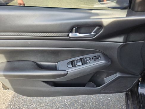 Used 2021 Nissan Altima 2.5 S FWD image 7