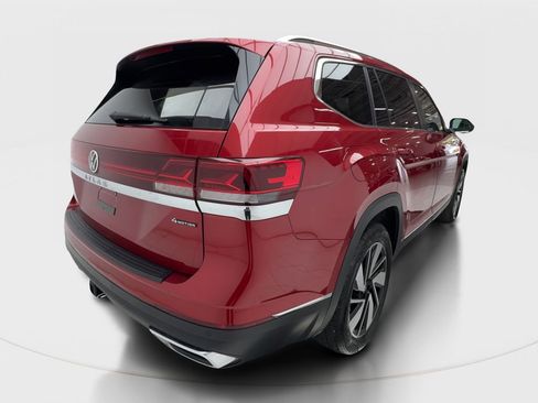Used 2024 Volkswagen Atlas SEL AWD/4WD image 7