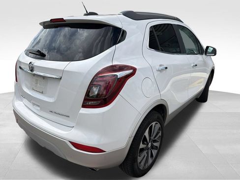 Used 2018 Buick Encore Essence FWD image 27