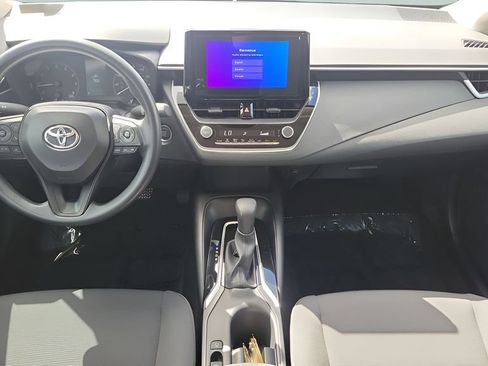 Used 2025 Toyota Corolla LE w/ Convenience Package FWD image 11