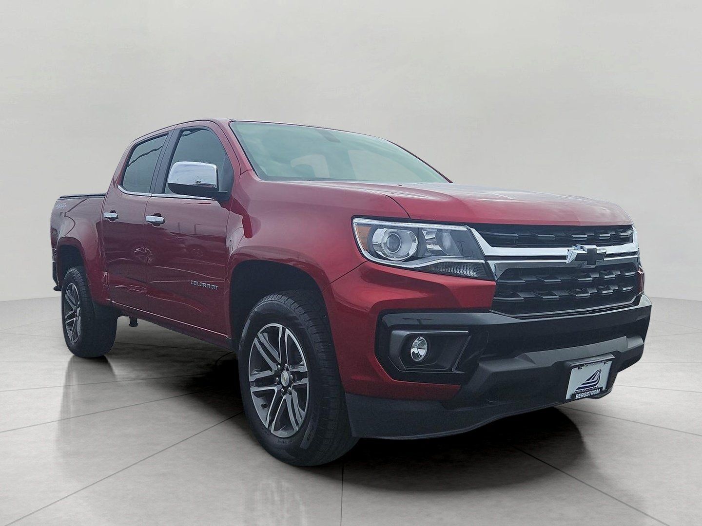 Used 2021 Chevrolet Colorado LT w/ LT Convenience Package AWD/4WD image 1