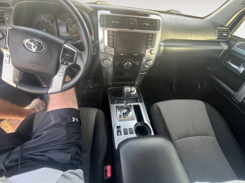 Used 2022 Toyota 4Runner SR5 image 7