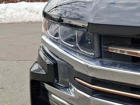 Used 2020 Chevrolet Silverado 1500 High Country w/ Technology Package image 34