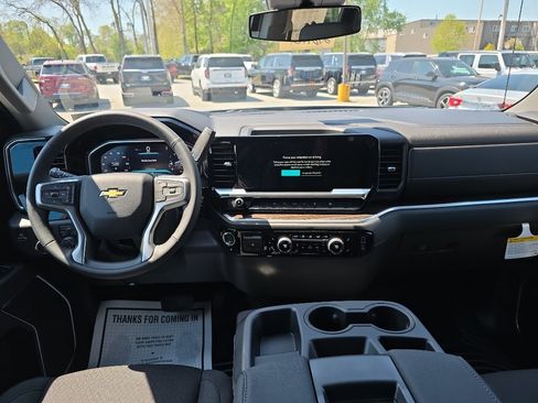 New 2026 Chevrolet Silverado 1500 LT AWD/4WD image 10