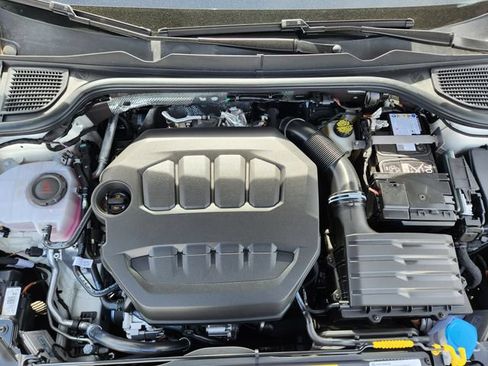 New 2026 Volkswagen Golf SE FWD image 12
