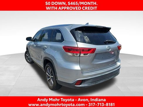 Used 2019 Toyota Highlander XLE FWD image 5