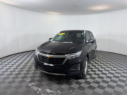 Certified 2022 Chevrolet Equinox LT image 2