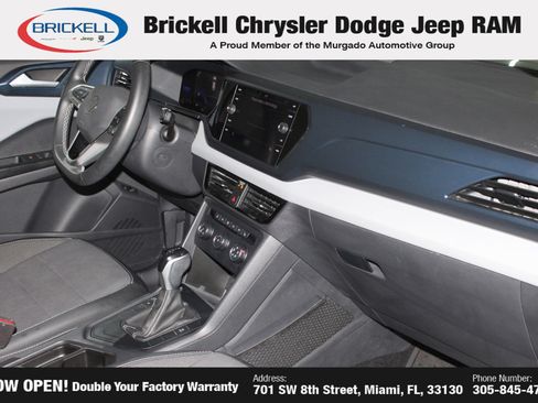 Used 2022 Volkswagen Taos SE FWD image 15
