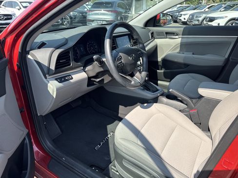 Used 2020 Hyundai Elantra Value Edition FWD image 16