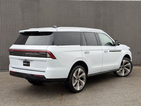 New 2026 Lincoln Navigator Black Label image 7