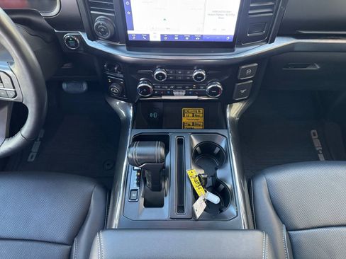 Used 2022 Ford F150 Lariat w/ Equipment Group 502A High image 11