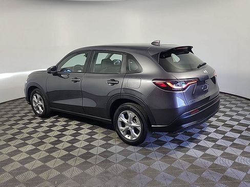 Certified 2023 Honda HR-V LX image 9