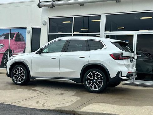 Certified 2025 BMW X1 xDrive28i w/ Premium Package image 7