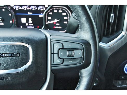 Used 2022 GMC Sierra 2500 Denali w/ Technology Package AWD/4WD image 20