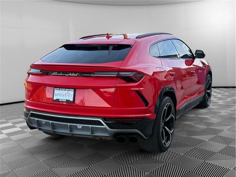 Used 2019 Lamborghini Urus AWD/4WD image 5