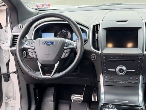 Used 2019 Ford Edge ST w/ Equipment Group 401A AWD/4WD image 22