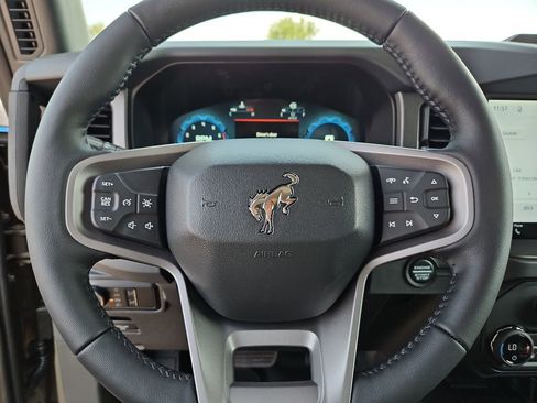 New 2026 Ford Bronco Badlands AWD/4WD image 27