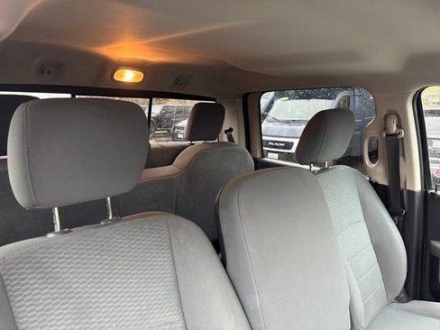 Used 2018 RAM 1500 Classic SLT image 10