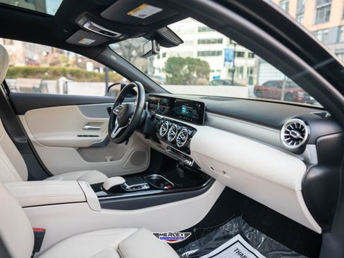 Used 2019 Mercedes-Benz A 220 image 15