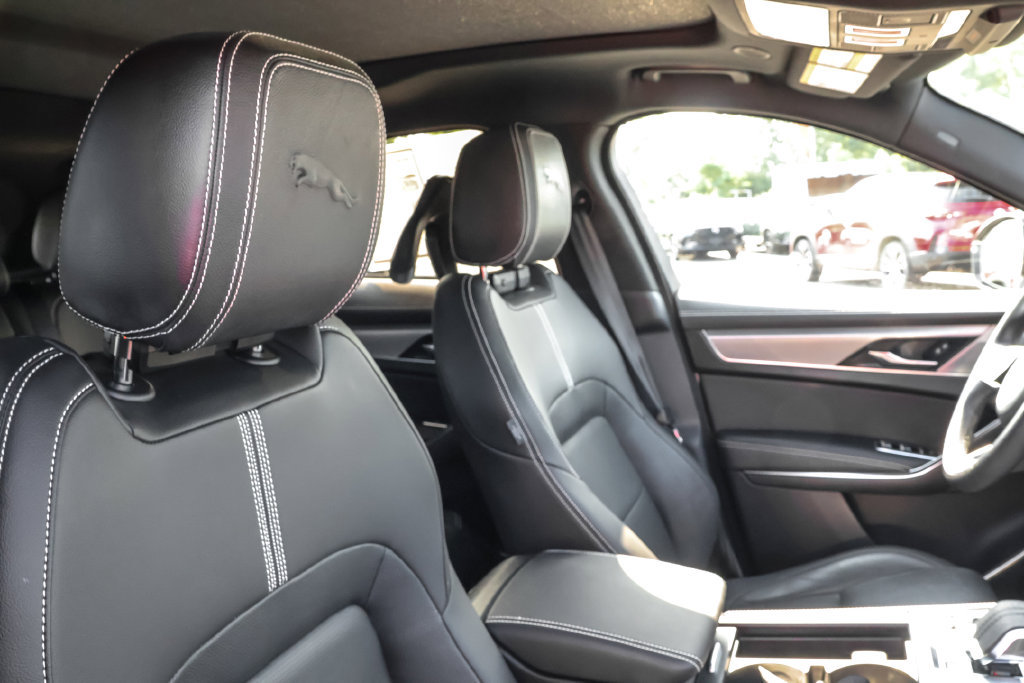 Used 2024 Jaguar F-PACE R-Dynamic S AWD/4WD image 38