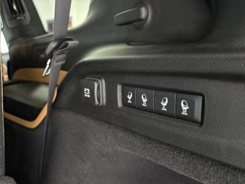 Used 2025 Jeep Grand Cherokee L Summit AWD/4WD image 9