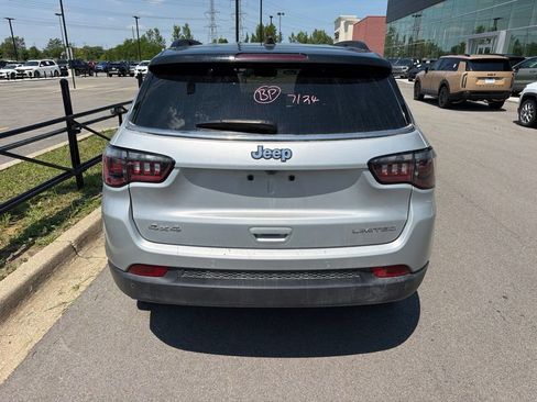 Used 2025 Jeep Compass Limited AWD/4WD image 5