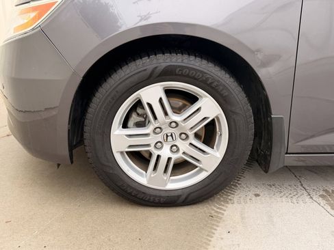 Used 2013 Honda Odyssey Touring image 10