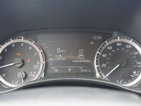 Used 2023 Toyota Highlander LE AWD/4WD image 18