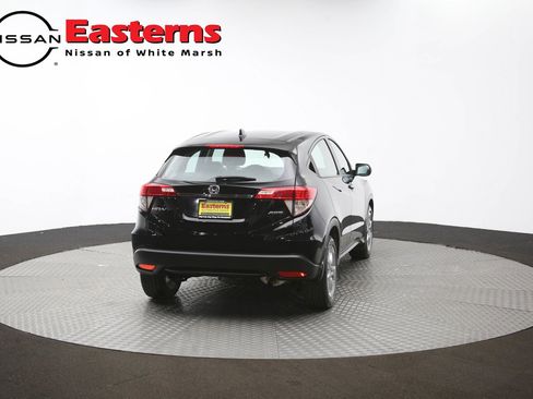 Used 2021 Honda HR-V LX image 36