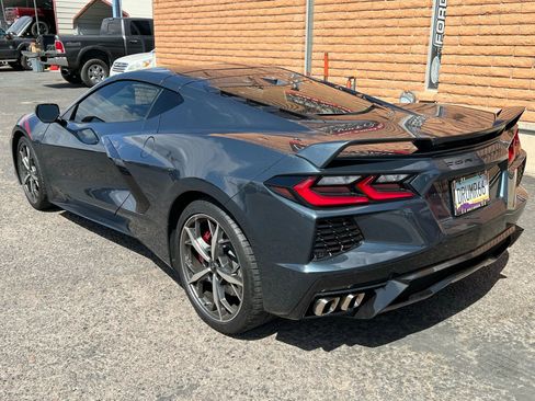 Used 2021 Chevrolet Corvette Stingray Preferred Cpe w/ Z51 Performance Package RWD image 12