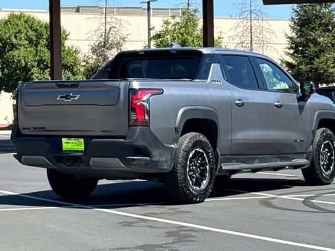 Used 2026 Chevrolet Silverado EV Trail Boss AWD/4WD image 11