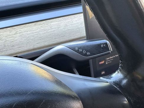 Used 2018 Tesla Model 3 Long Range RWD image 25