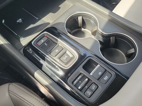 Certified 2025 Honda Pilot EX-L image 28