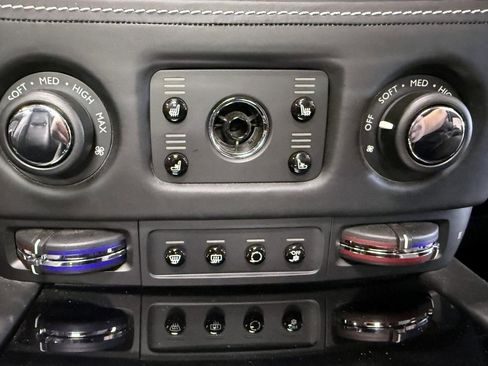 Used 2019 Rolls-Royce Dawn image 92