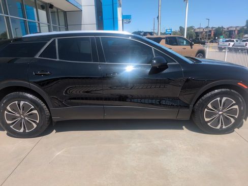 Used 2024 Chevrolet Blazer EV LT AWD/4WD image 6