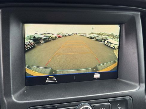 Used 2022 Chevrolet Colorado W/T w/ WT Convenience Package image 4