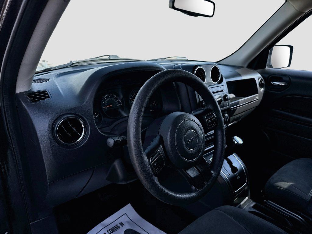 Used 2015 Jeep Patriot Sport w/ Power Value Group FWD image 9