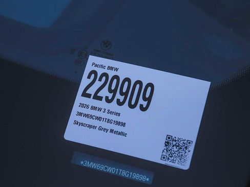 New 2026 BMW 330i Sedan w/ M Sport Package image 24