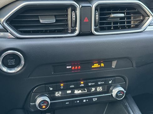 Used 2022 MAZDA CX-5 AWD 2.5 S w/ Premium Package image 19