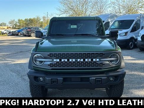 New 2025 Ford Bronco Badlands image 5