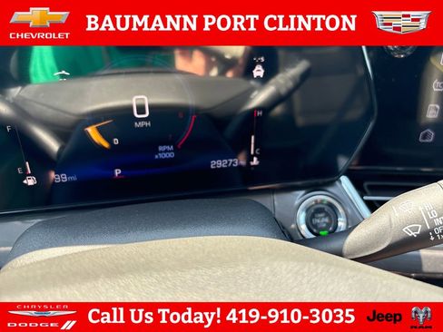 Used 2025 Chevrolet Trax ACTIV w/ Sunroof Package FWD image 17
