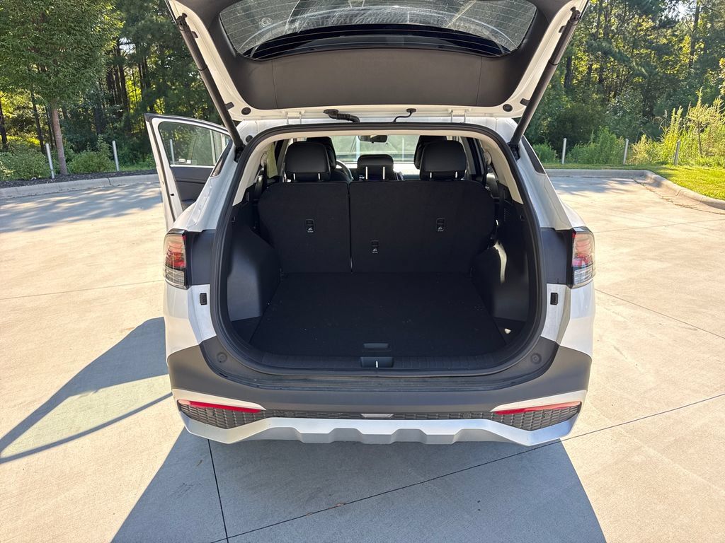 Used 2025 Kia Sportage EX w/ Premium Package FWD image 33