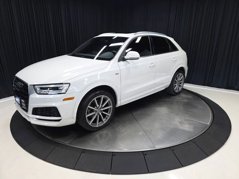 Used 2018 Audi Q3 2.0T Premium Plus w/ Premium Plus Package AWD/4WD image 8