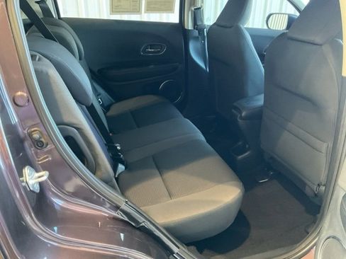 Certified 2022 Honda HR-V EX image 24