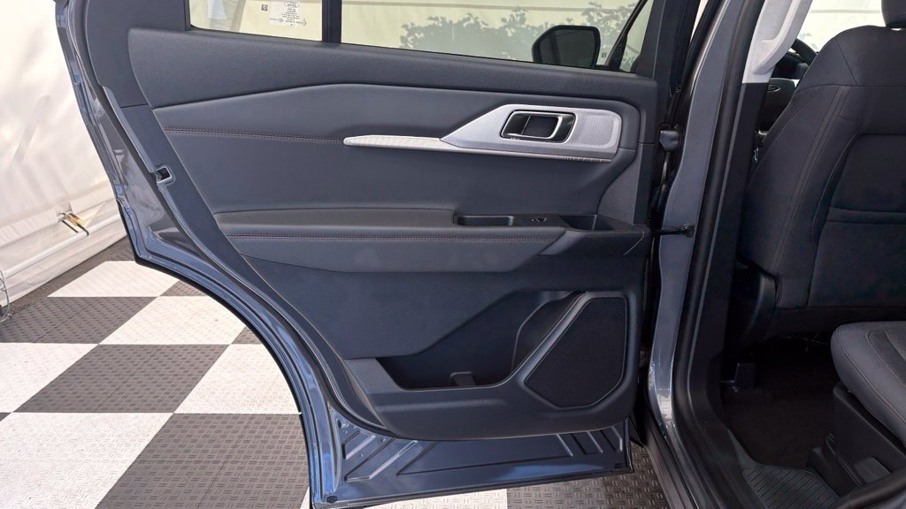 New 2026 Ford Explorer Active AWD/4WD image 24
