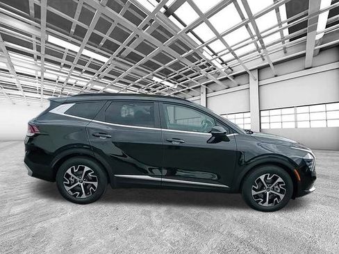 Certified 2025 Kia Sportage EX w/ Premium Package image 2