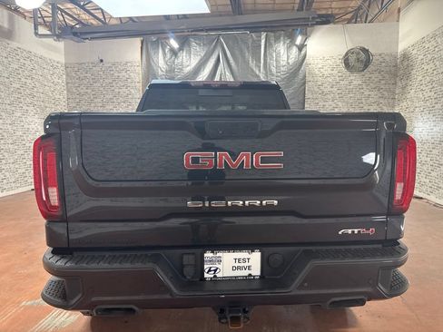 Used 2023 GMC Sierra 1500 AT4 w/ AT4 Premium Package AWD/4WD image 6