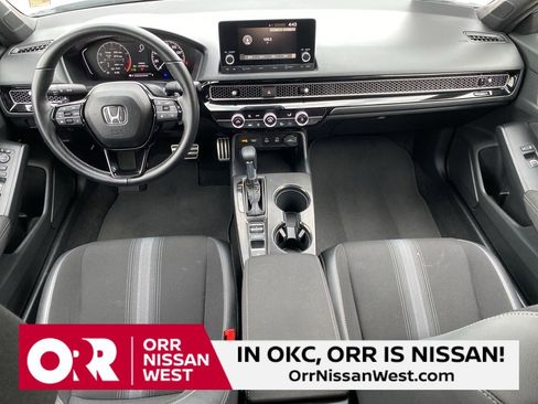 Used 2025 Honda Civic Sport image 18